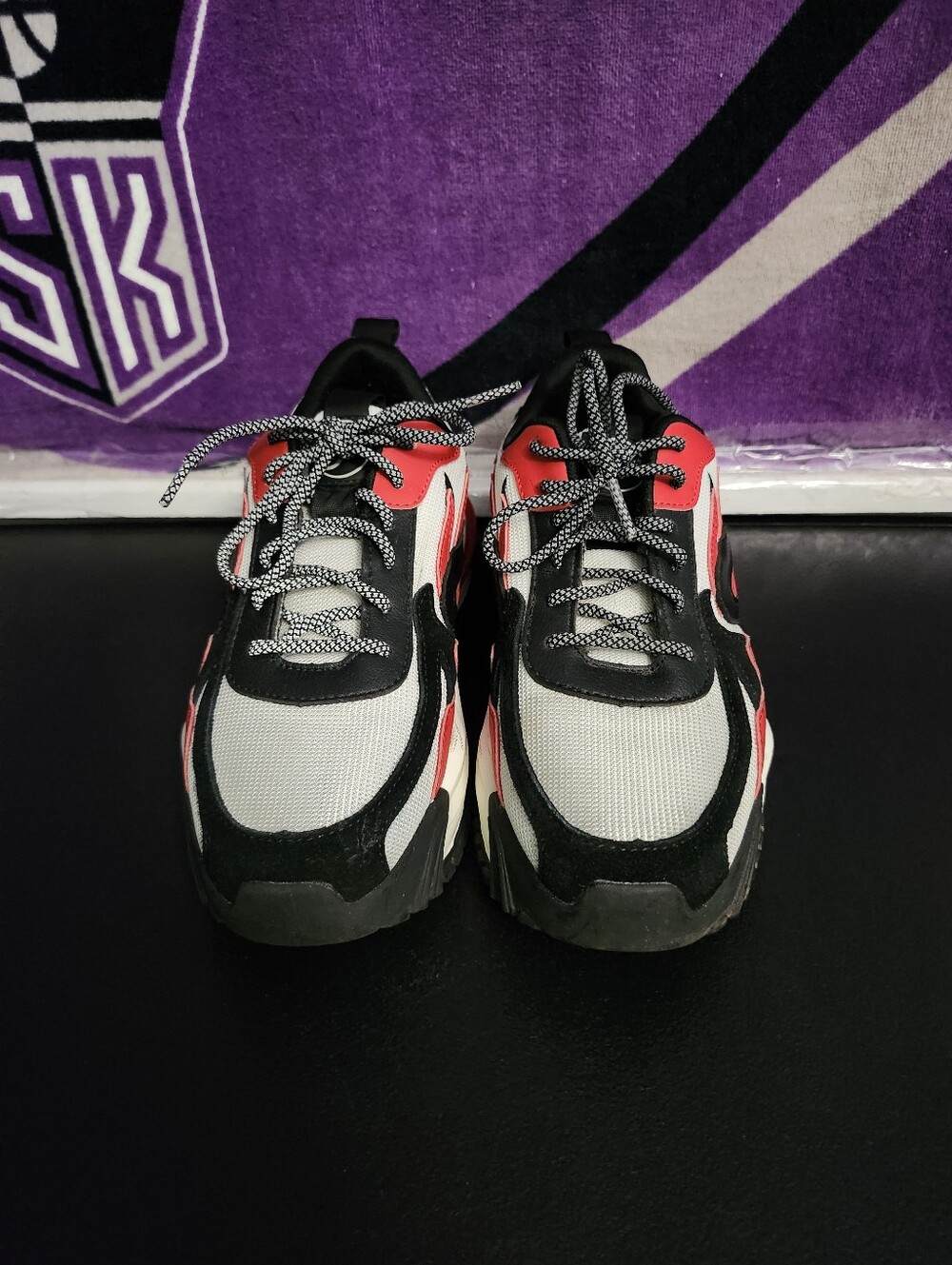 Javi Men Sneakers (Size: 7.5) NO BOX